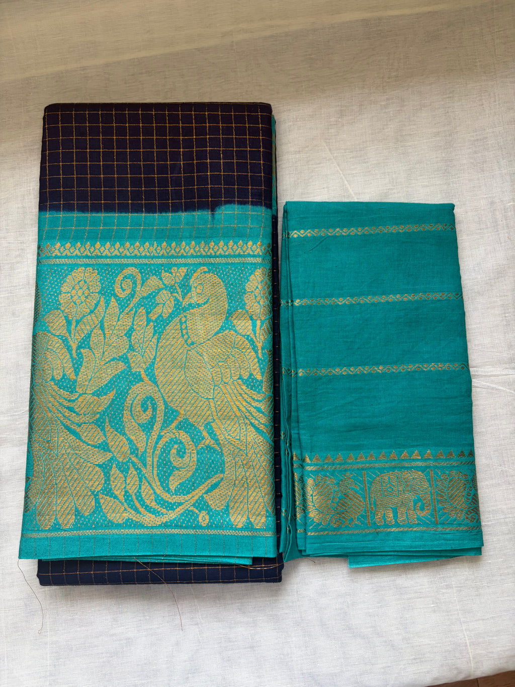 ZARI KATTAM MAYOORI SUNGUDI COTTON SAREE - NAVY BLUE WITH TEAL BLUE with contrast blouse