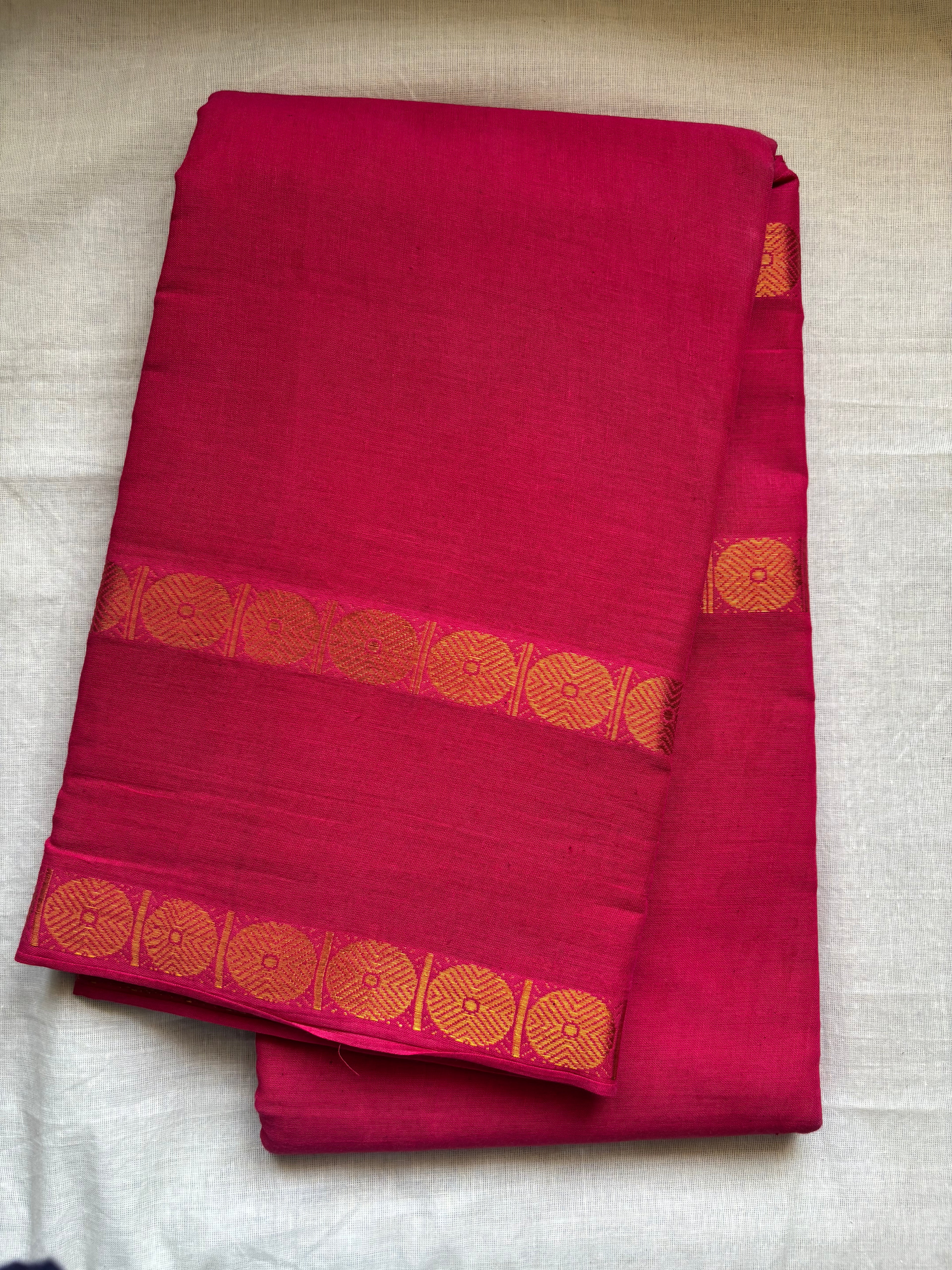 SUNGUDI SAREE WITH RETTA PATTA BORDER - RANI PINK with running blouse
